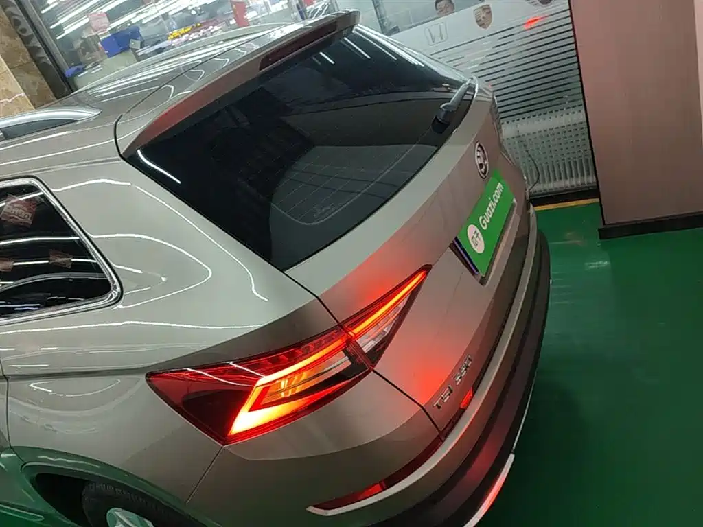 Škoda Kodiaq 2018 Facelift TSI330 7-seat 2WD Premium Luxury Edition фото 6