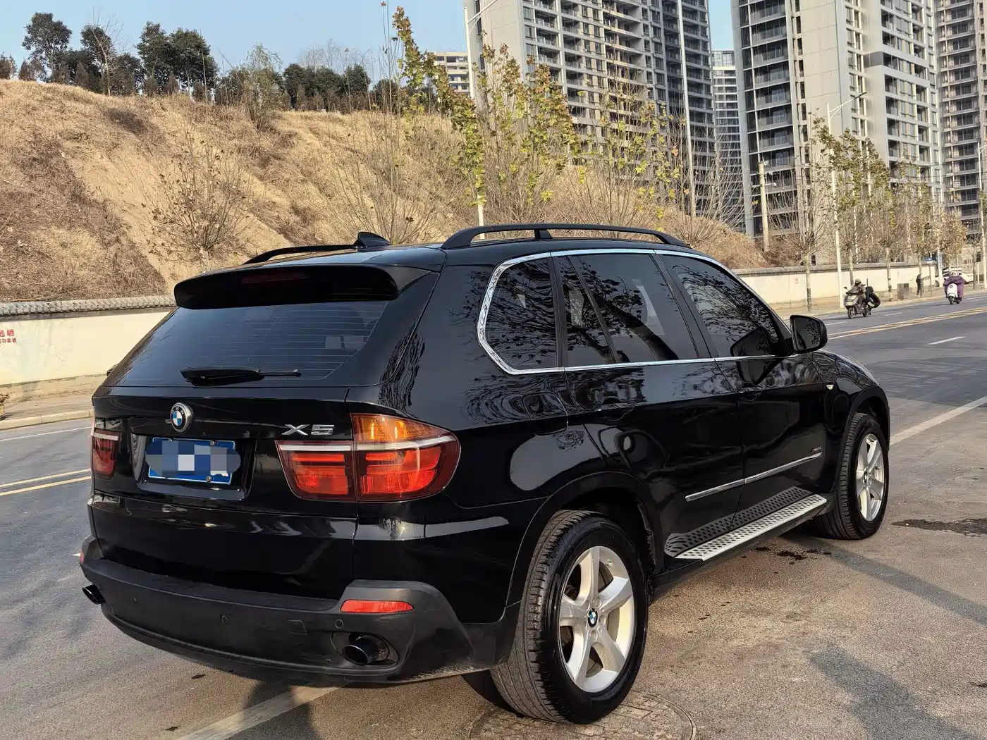BMW X5 (Import) 2010 xDrive30i Luxury 10th Anniversary Edition фото 7