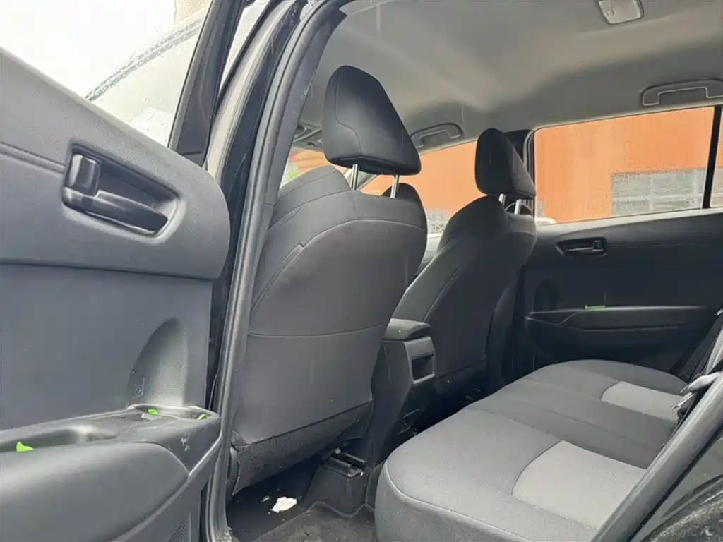 Toyota Frontlander 2023 2.0L CVT Elite Edition фото 12