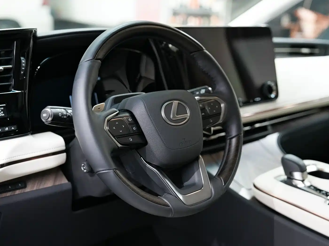 Lexus LM 2025 2025 Model 500h Six-Seater Prestige Edition