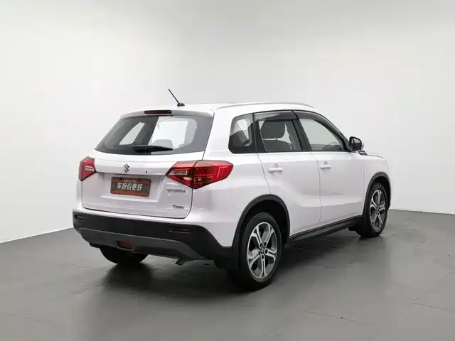Suzuki Vitara 2016 1.4T Auto 2WD Luxury Model — фото 2