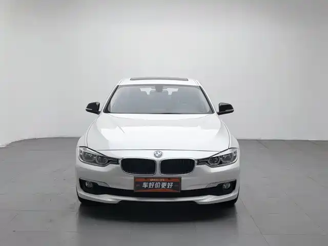 BMW 3 Series 2016 320Li Fashion Model — фото 3