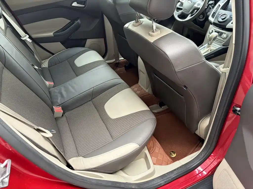 Ford Focus 2012 2012 Hatchback 1.6L Automatic Trend