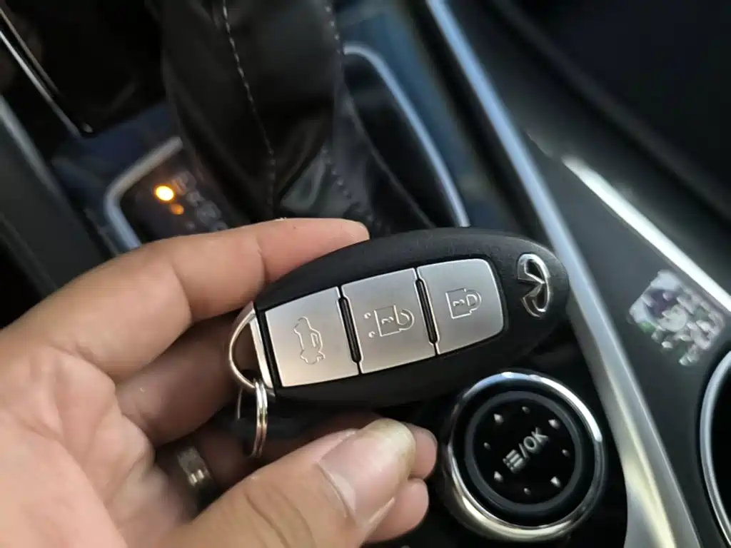 Infiniti Q50L 2020 2018 2.0T Comfort (China VI)