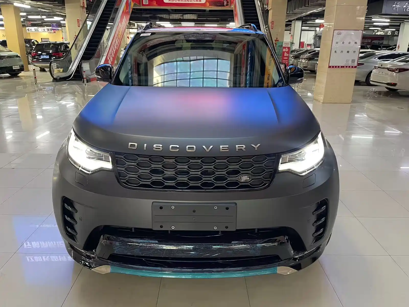 Фото 1 - Land Rover Discovery