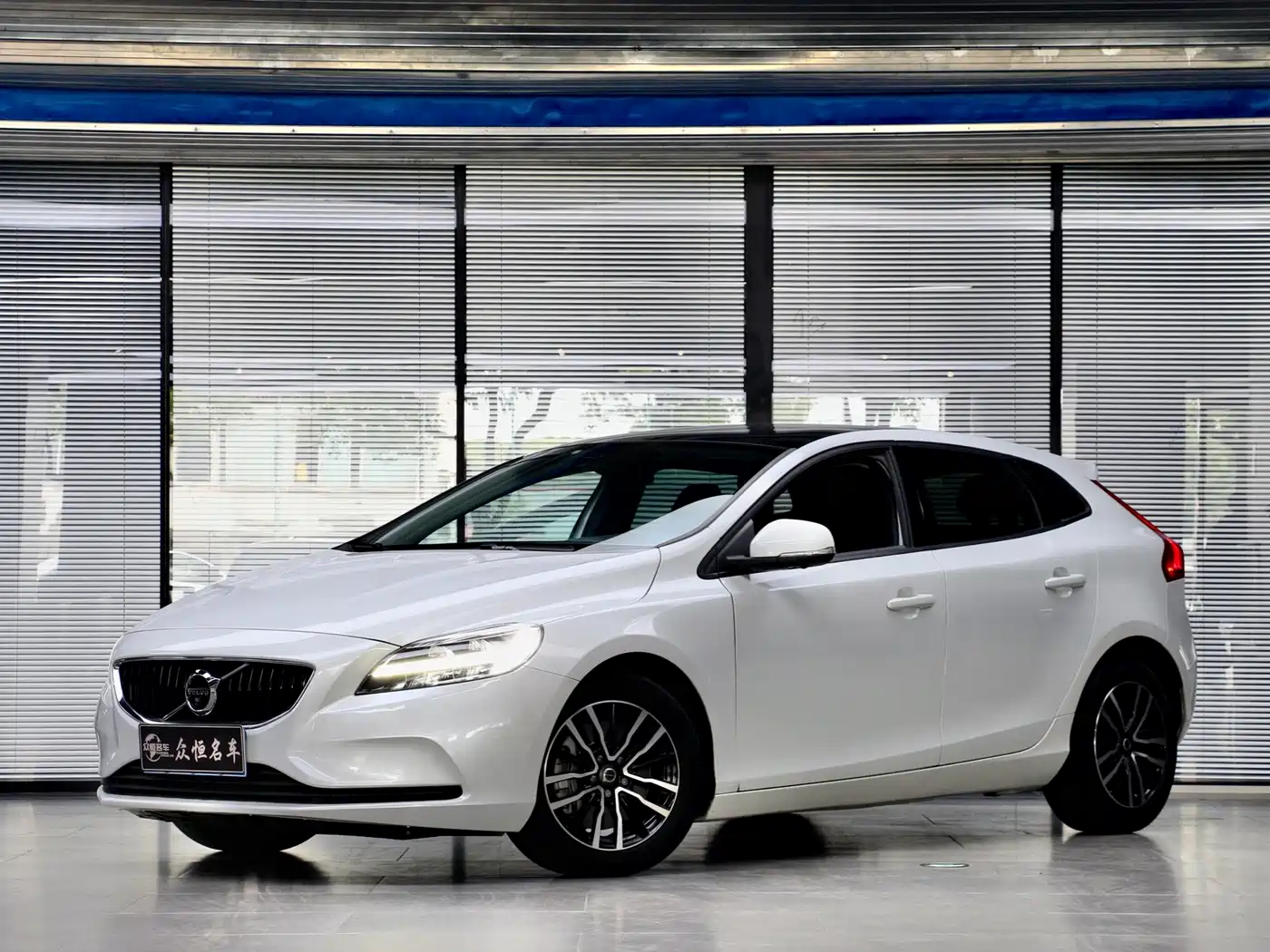 Volvo V40 2019 2018 T3 Inscription Edition