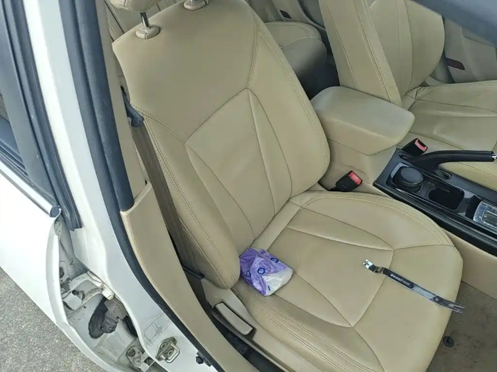 Besturn B50 2015 2013 1.6L Automatic Luxury