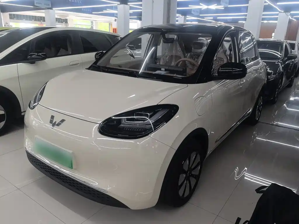 Similar car