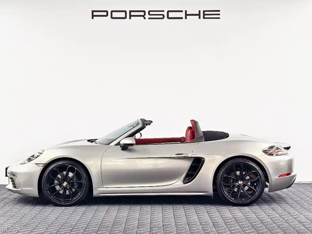 Porsche 718 2025