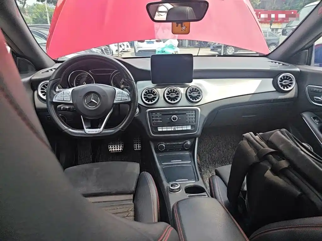 Photo 5 - Mercedes-Benz CLA (Import)
