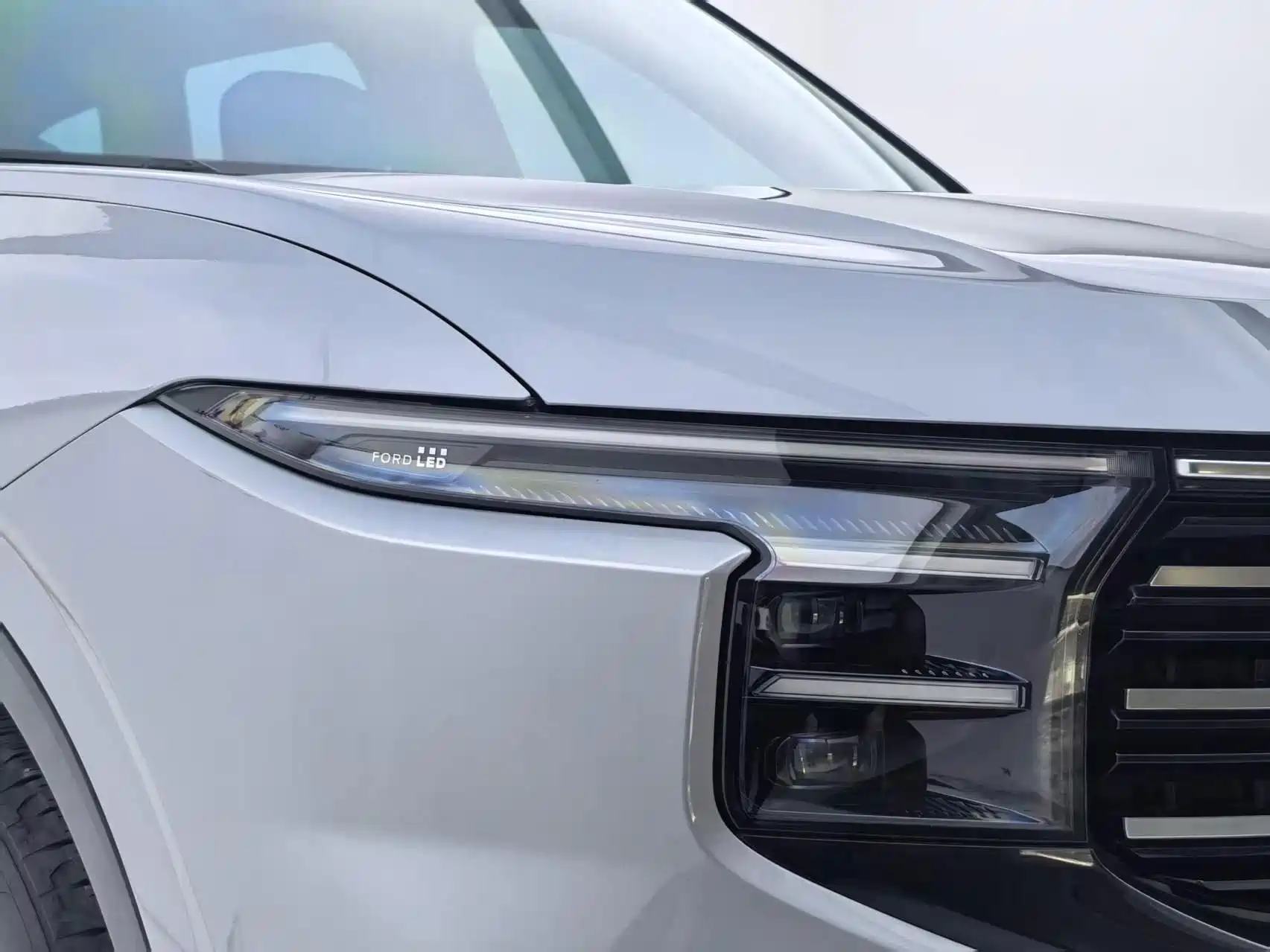 Фото 4 - Ford Edge