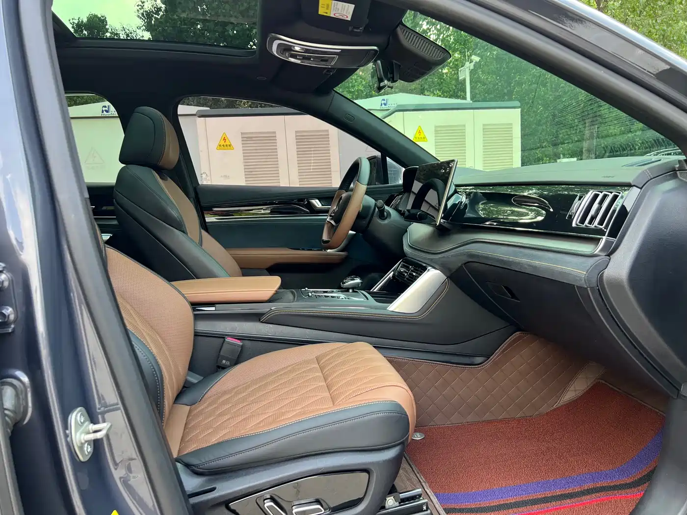 BYD Tang New Energy 2021 DM-i 112KM Premium фото 9