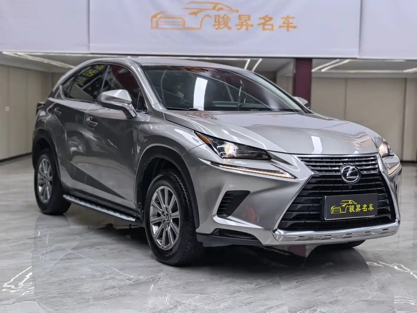 Lexus NX 2017 200 FWD Sharp Edition фото 3