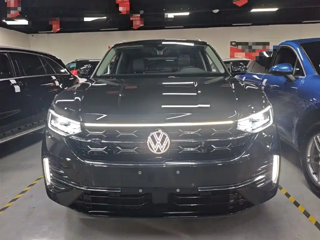 Volkswagen Tayron 2024 330TSI 2WD R-Line High Performance фото 3