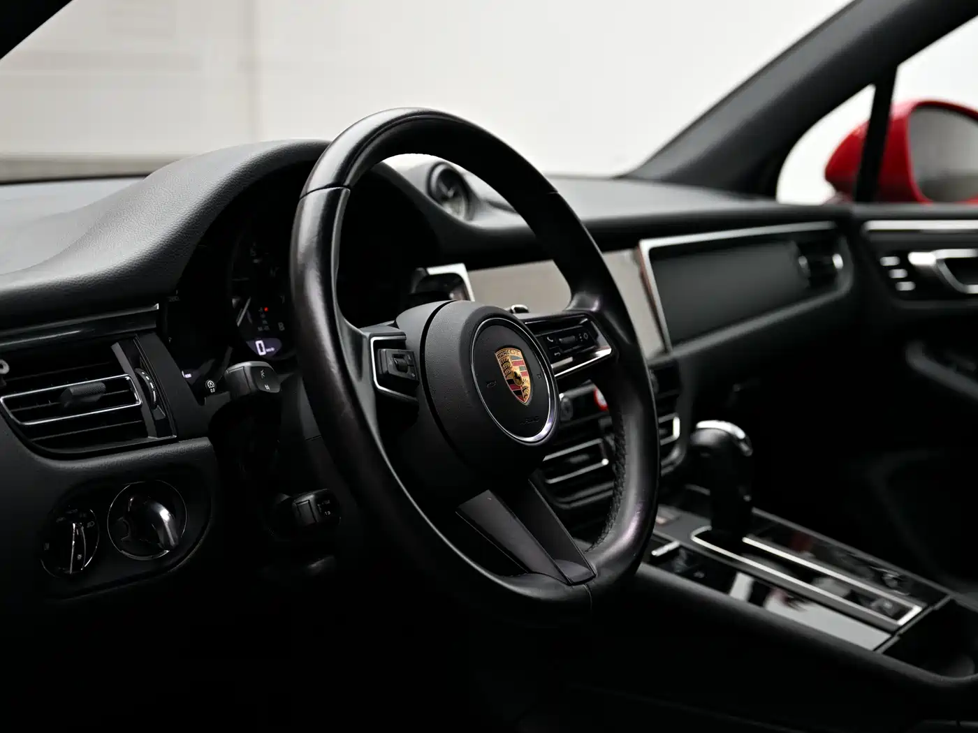 Porsche Macan 2023 Macan 2.0T фото 9