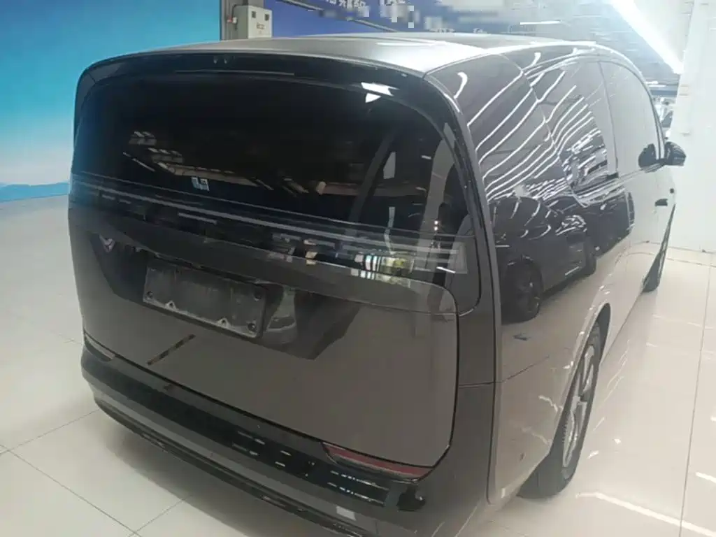 Li Auto MEGA 2024 2024 Ultra