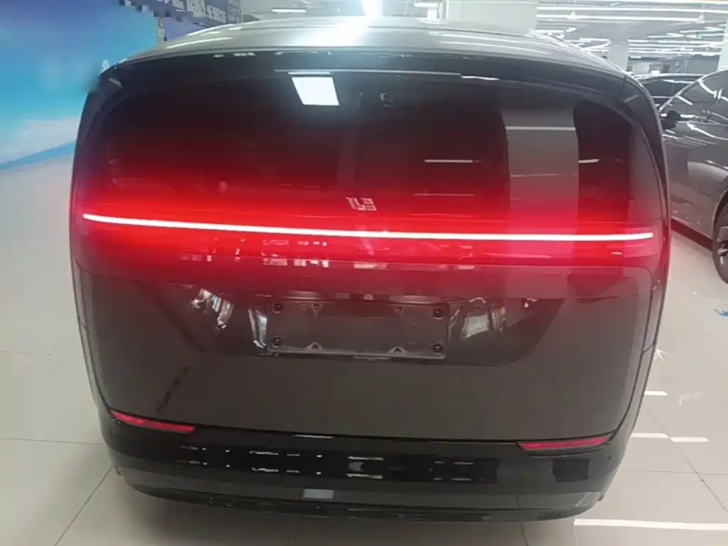 Li Auto MEGA 2024 2024 Ultra