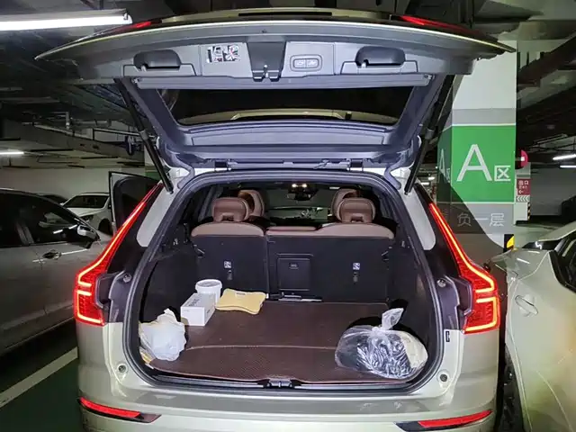 Volvo XC60 2021 T5 AWD Inscription — фото 5