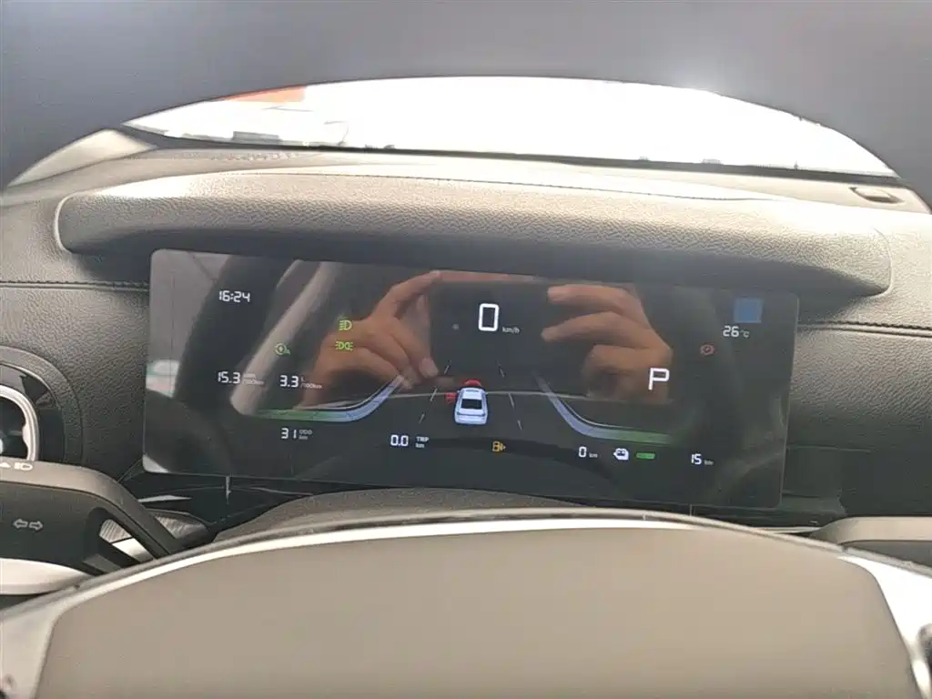 Geely Galaxy Galaxy Stellar 6 2025 60km Voyager Edition фото 12