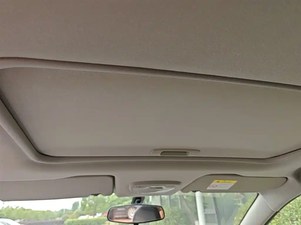 Chevrolet Sail 2015 Sail 3 1.5L Manual Ideal Sunroof Edition фото 18