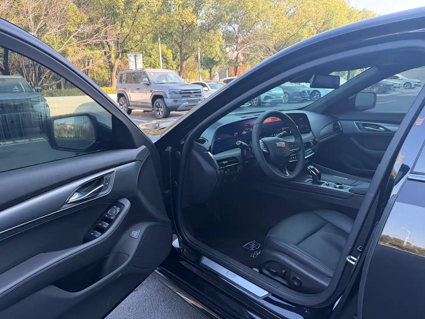 Cadillac CT5 2024 28T Luxury Model фото 12