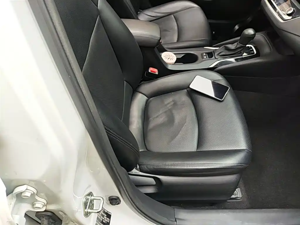 Toyota Corolla 2021 1.2T S-CVT Elite Edition фото 25