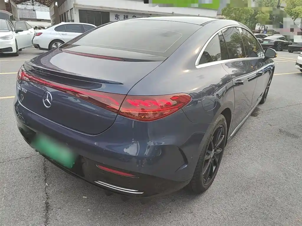 Mercedes-Benz EQE 2022 350 Pioneer Edition фото 7