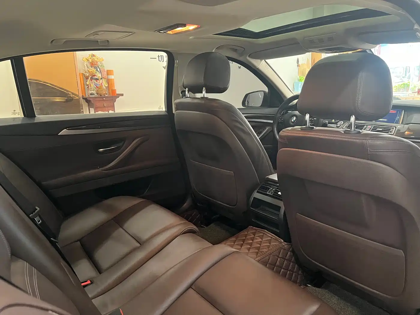 BMW 5 Series 2013 525Li Luxury фото 9