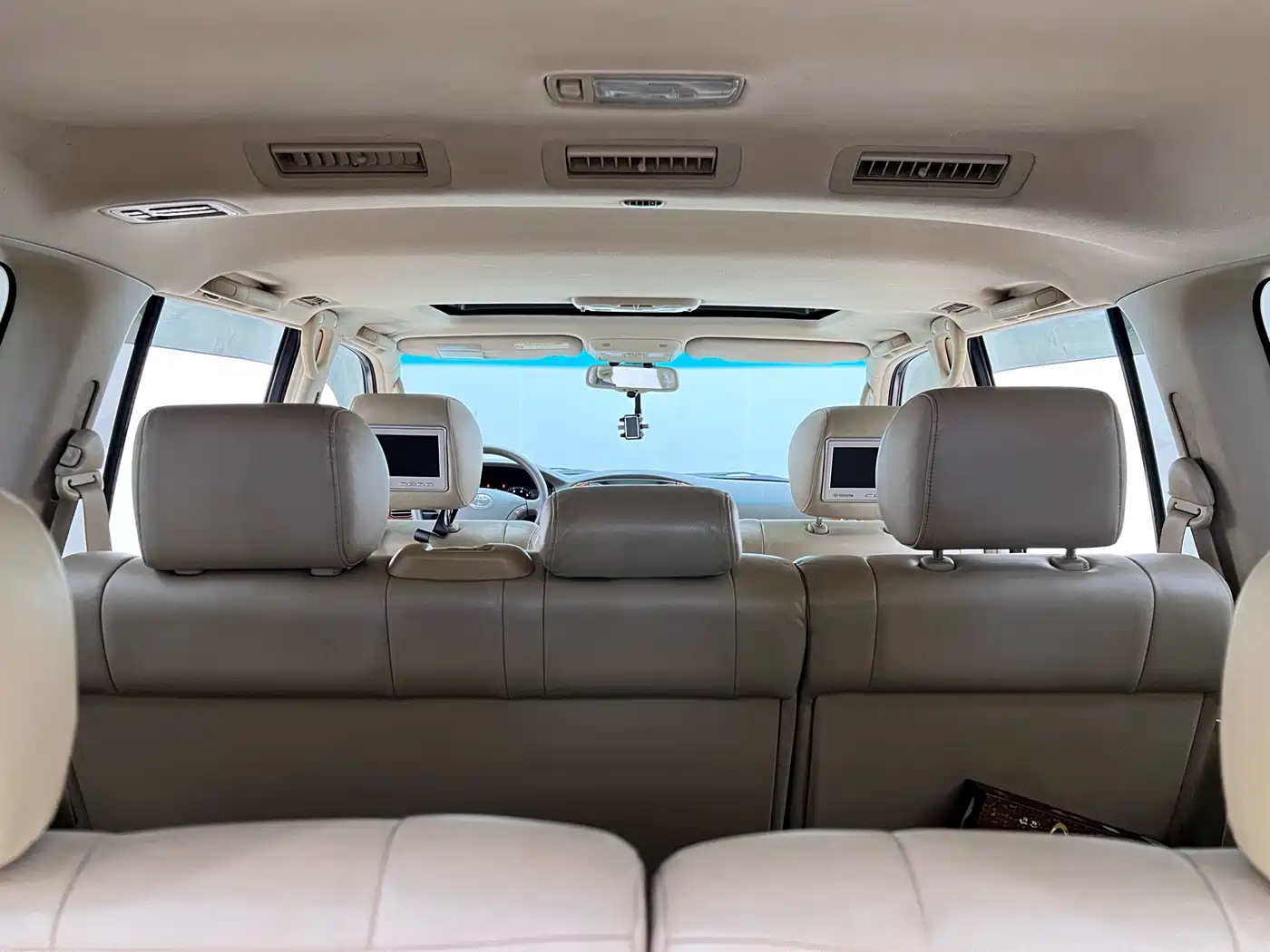 Toyota Land Cruiser 2005 Model 4.7L Automatic VX-R Luxury DVD Edition фото 18