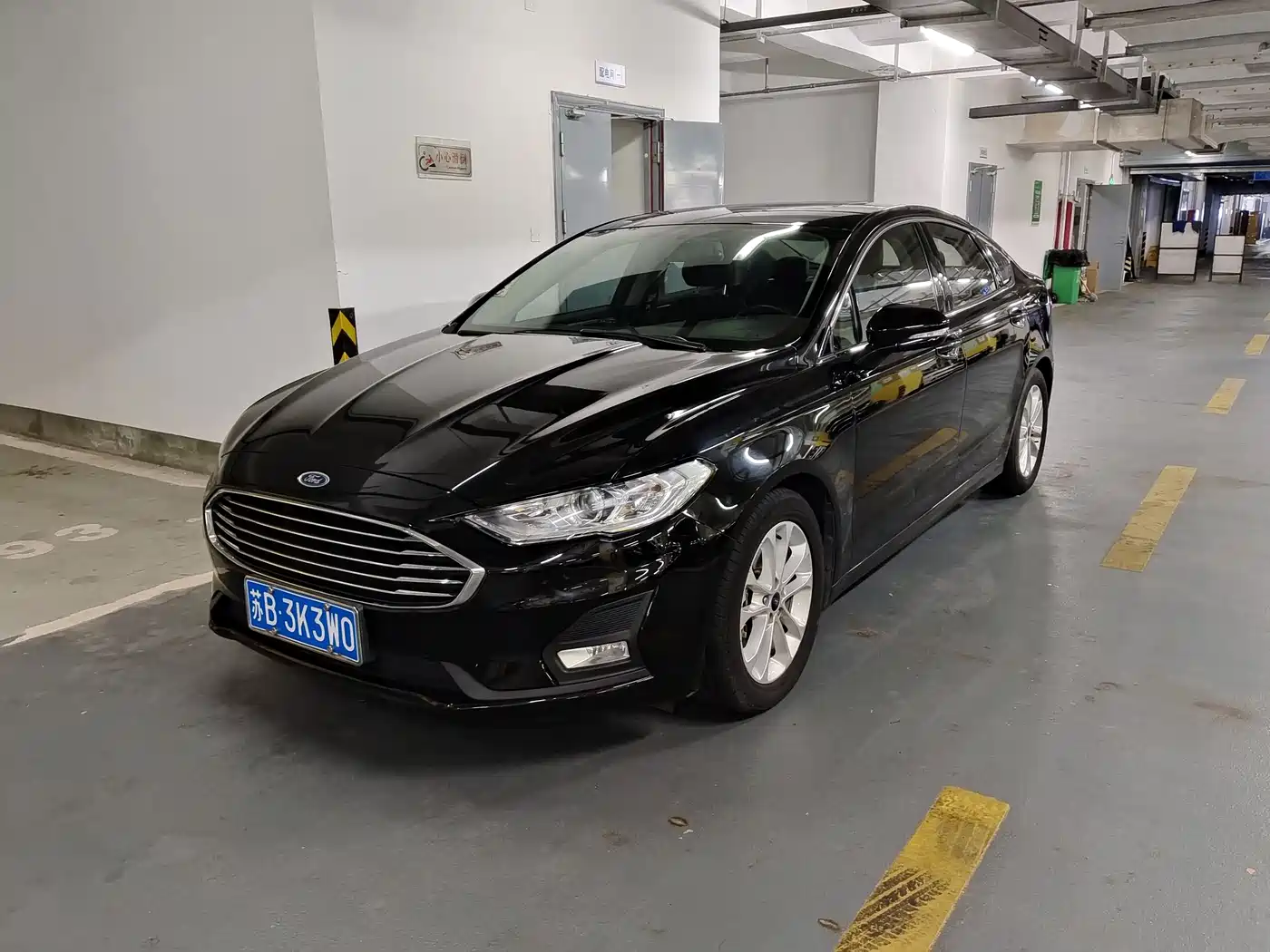 Фото 3 - Ford Mondeo