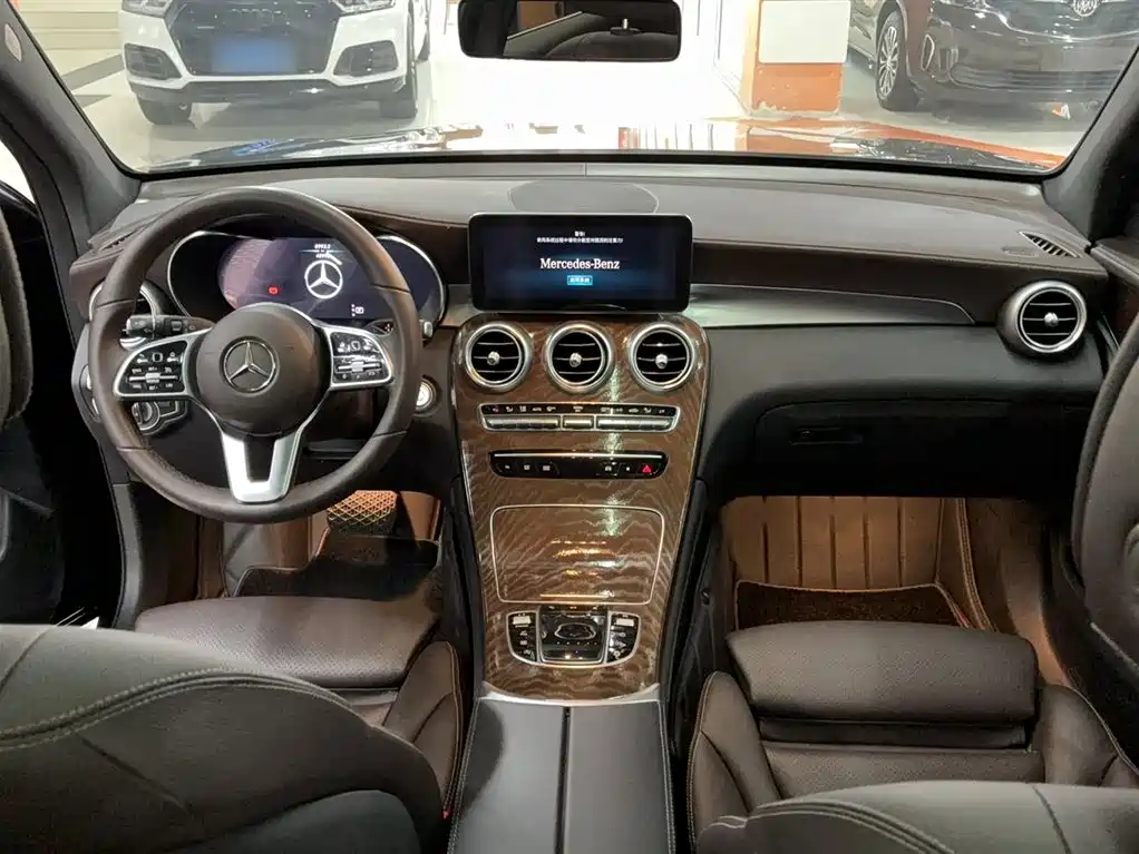 Mercedes-Benz GLC 2022 Facelift GLC 300 L 4MATIC Dynamic фото 15
