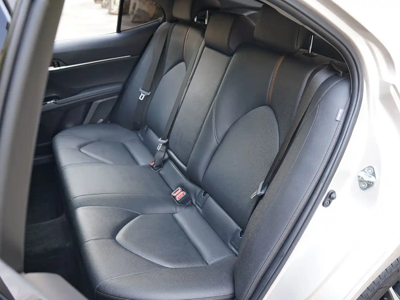 Toyota Camry 2021 2.5G Luxury Edition фото 19