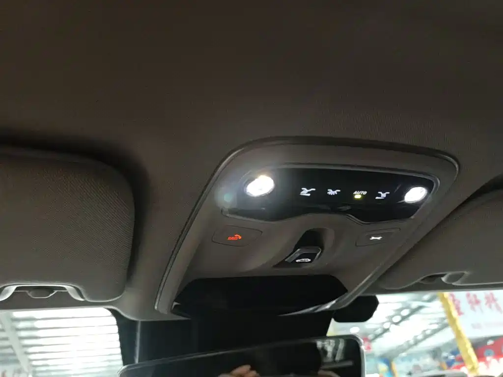Lynk & Co 02 2019 High Energy Edition 2.0T Automatic 2WD Power Pro China VI фото 18