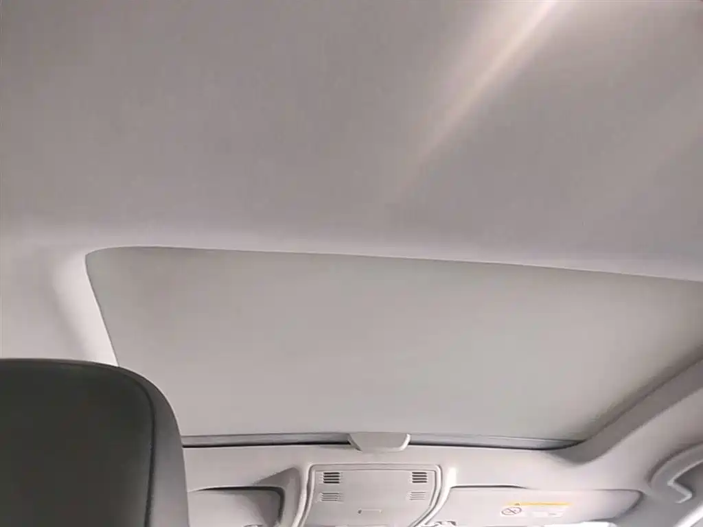 Volkswagen Golf 2018 230TSI Automatic Comfort фото 18