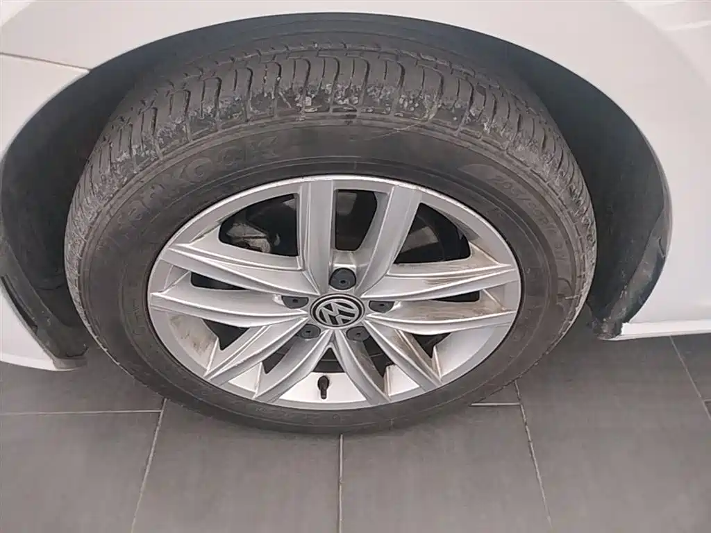 Volkswagen Golf 2018 230TSI Automatic Comfort фото 23