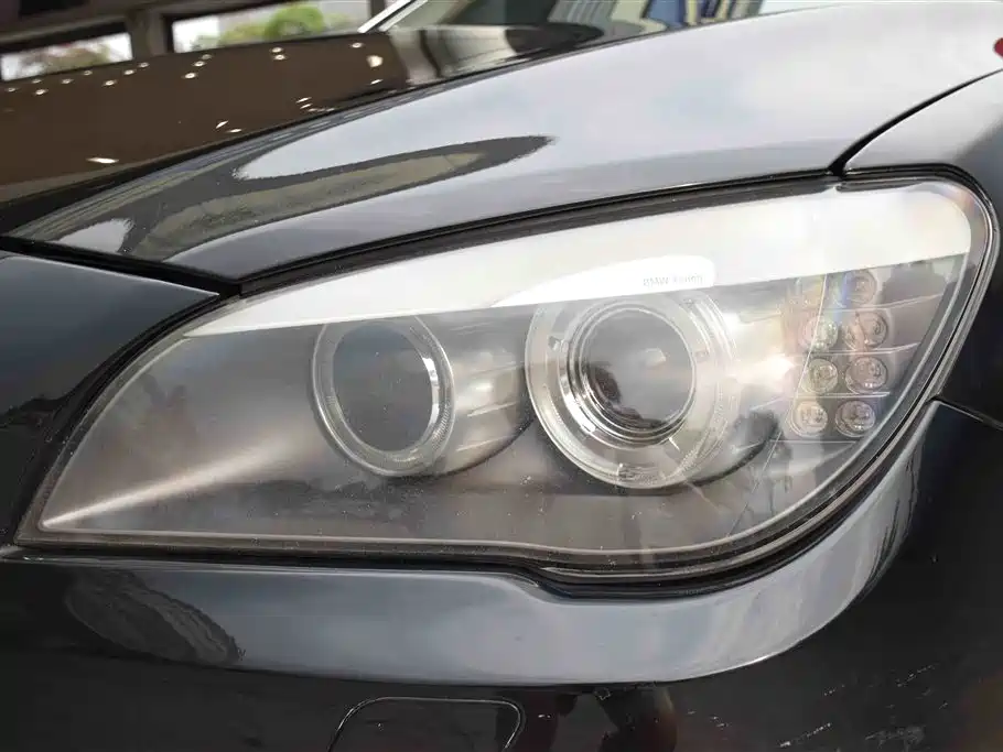 BMW 7 Series 2011 730Li Elegance фото 17