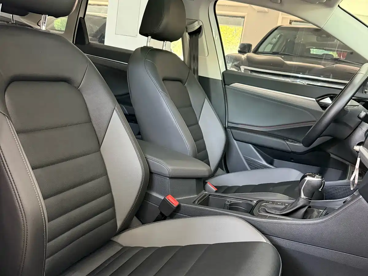 Volkswagen Sagitar 2019 280TSI DSG Comfort China V фото 9