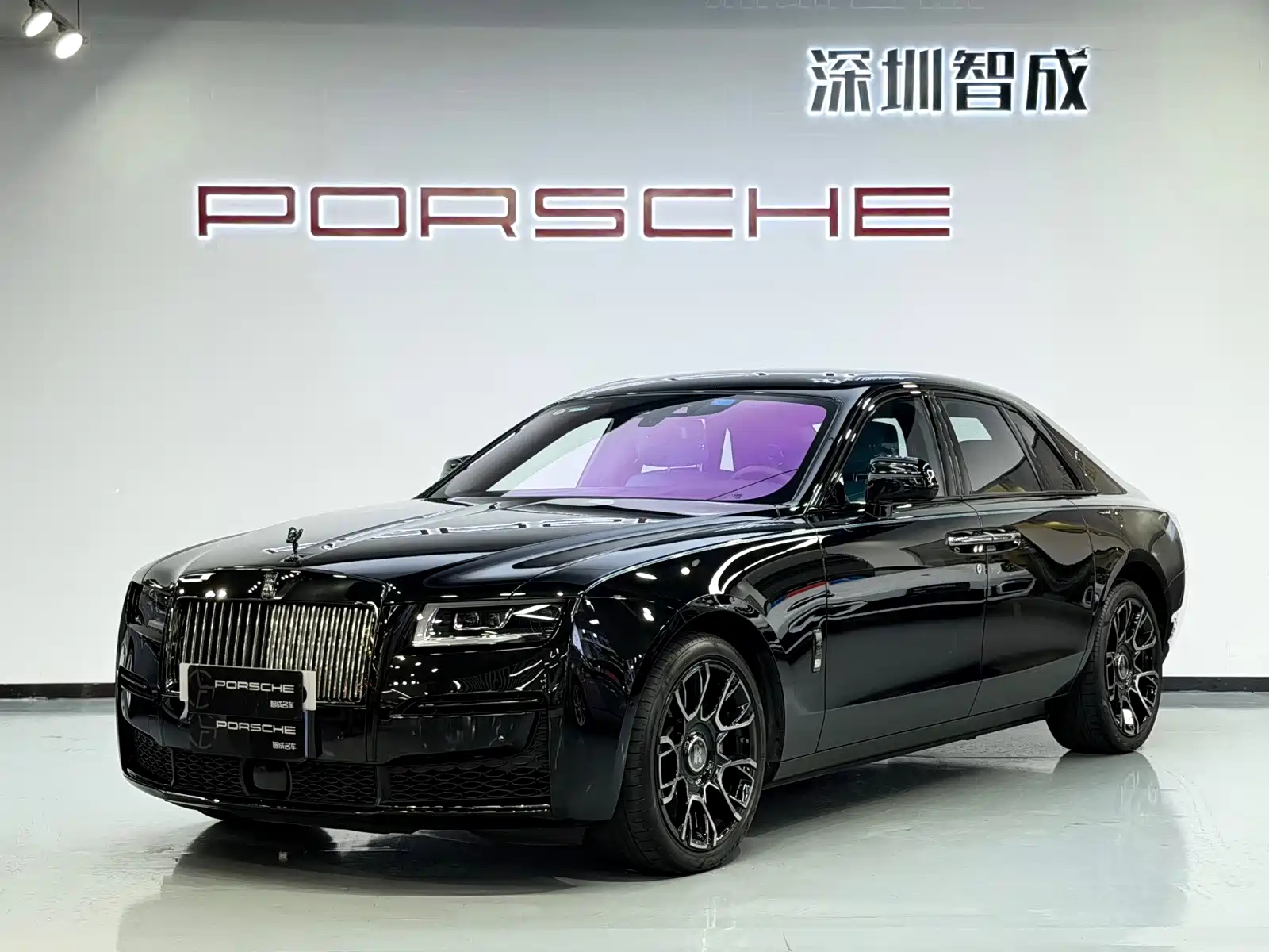 Фото 1 - Rolls-Royce Ghost
