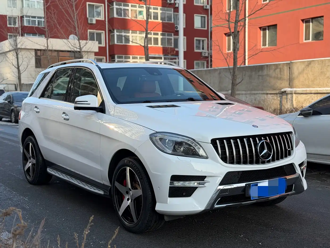 Mercedes-Benz M-Class 2014 ML 320 4MATIC фото 3