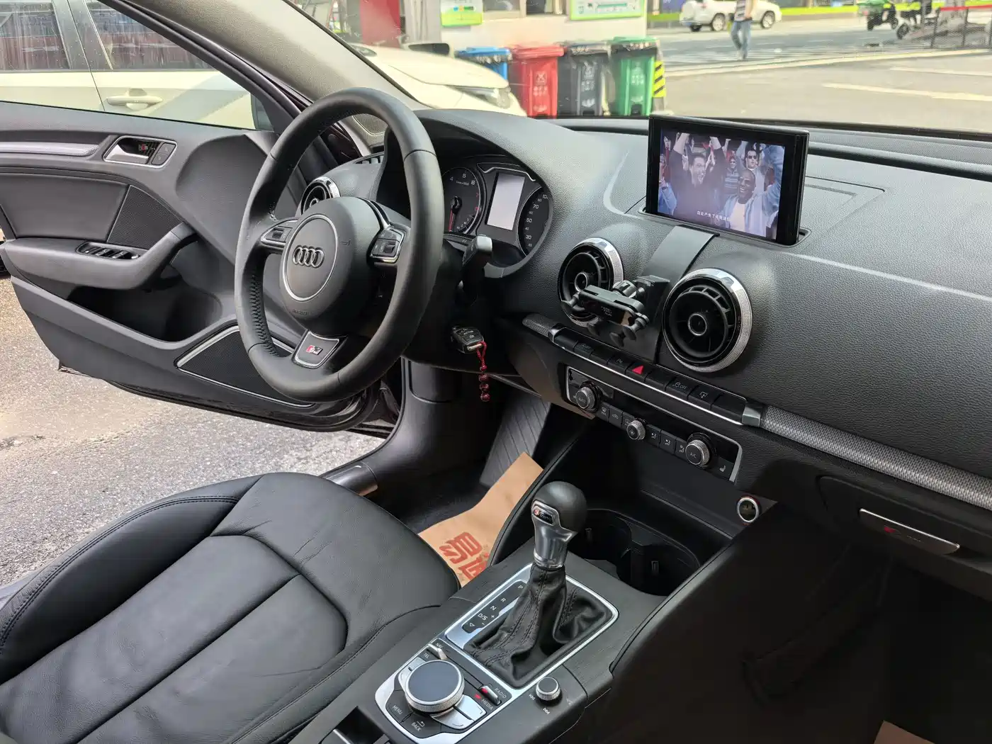 Audi A3 (Import) 2014 Limousine 40 TFSI S line Luxury фото 24