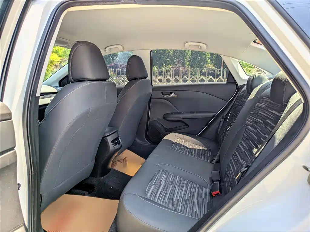 Chevrolet Monza 2023 1.5L DCT Enjoyment Edition фото 16