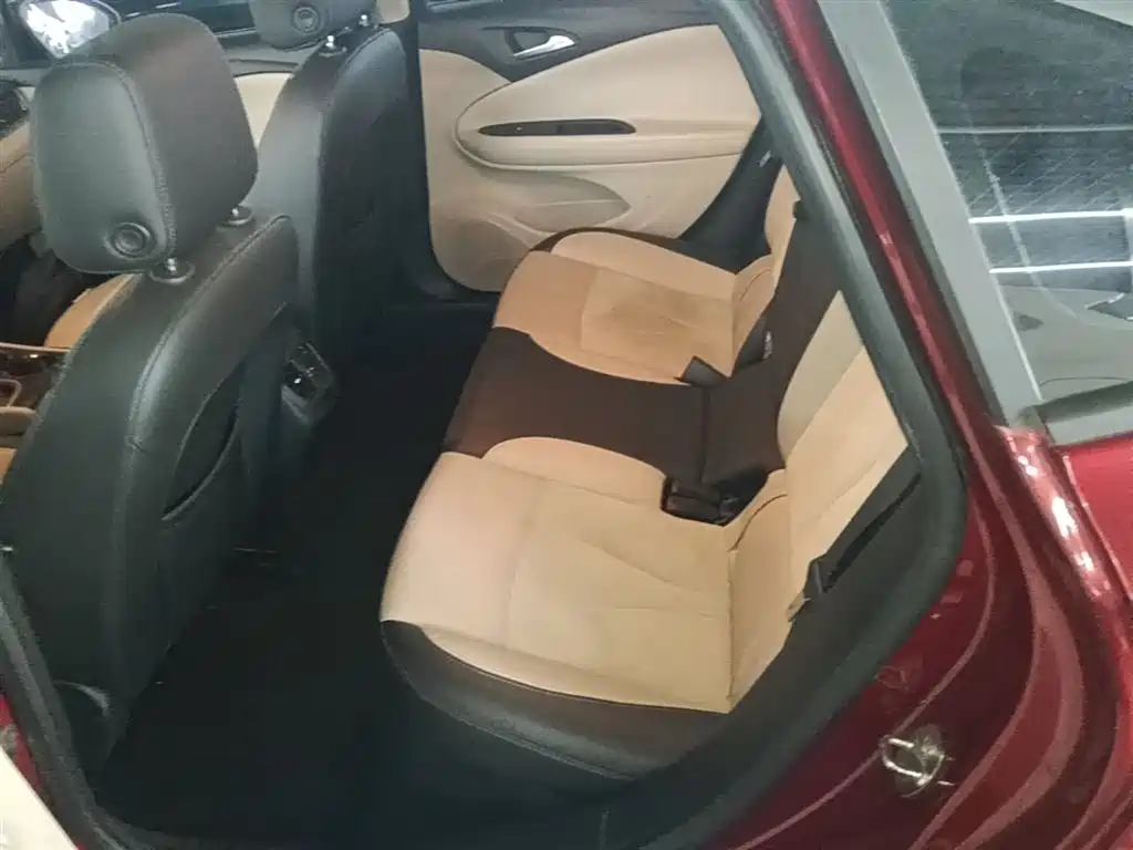 Buick Verano 2019 Sedan 15S Auto Leading фото 17