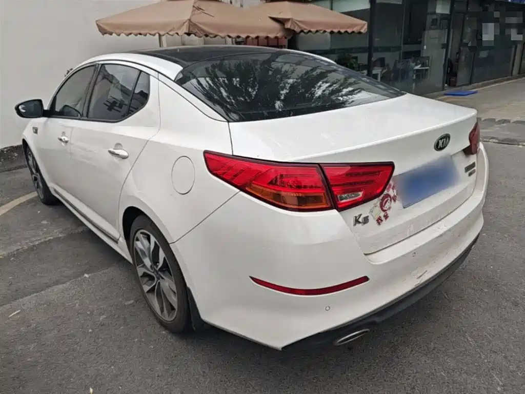 Kia K5 2015 2.0L Automatic Special фото 5