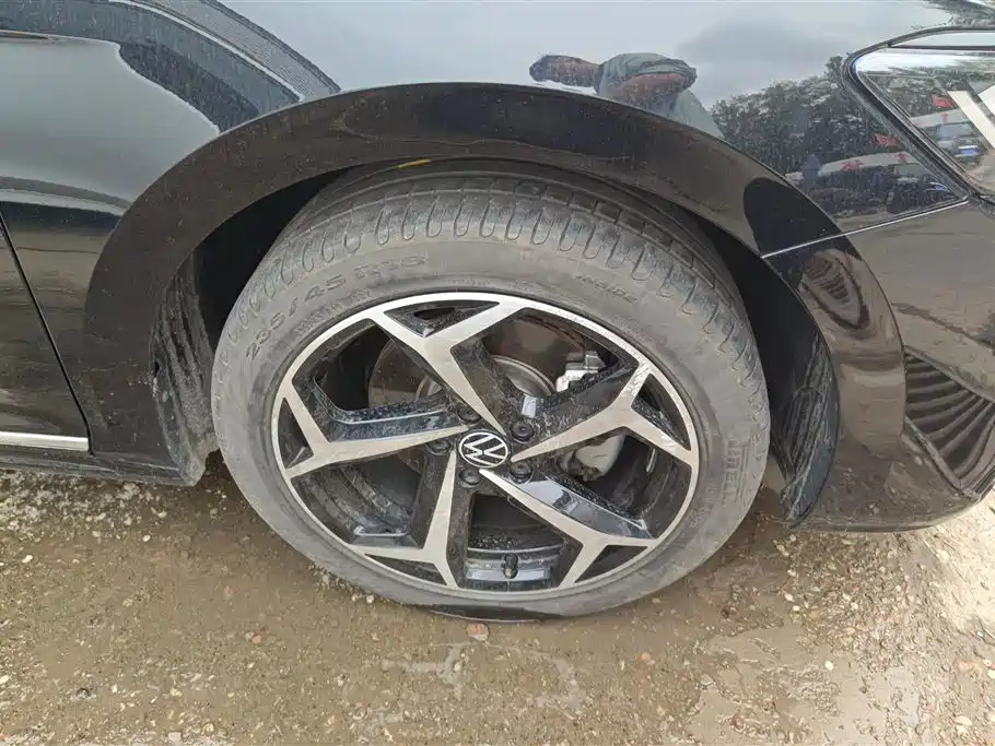 Volkswagen Passat 2023 Facelift 330TSI Starlight Elite Edition фото 6