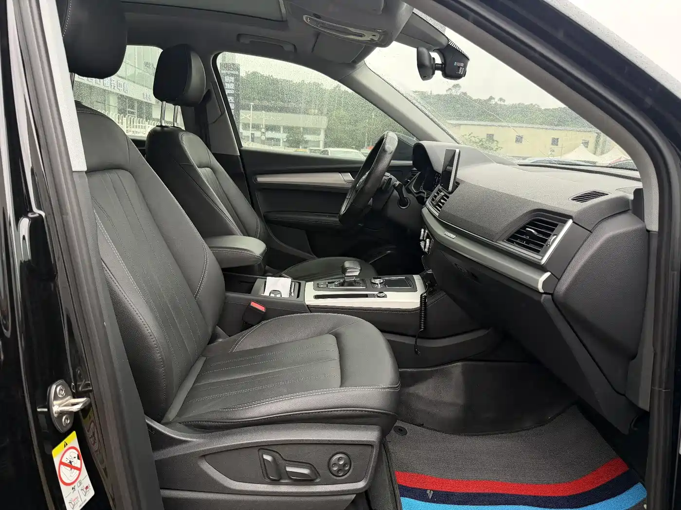 Audi Q5L 2020 Facelift 40 TFSI Honor Fashion фото 15