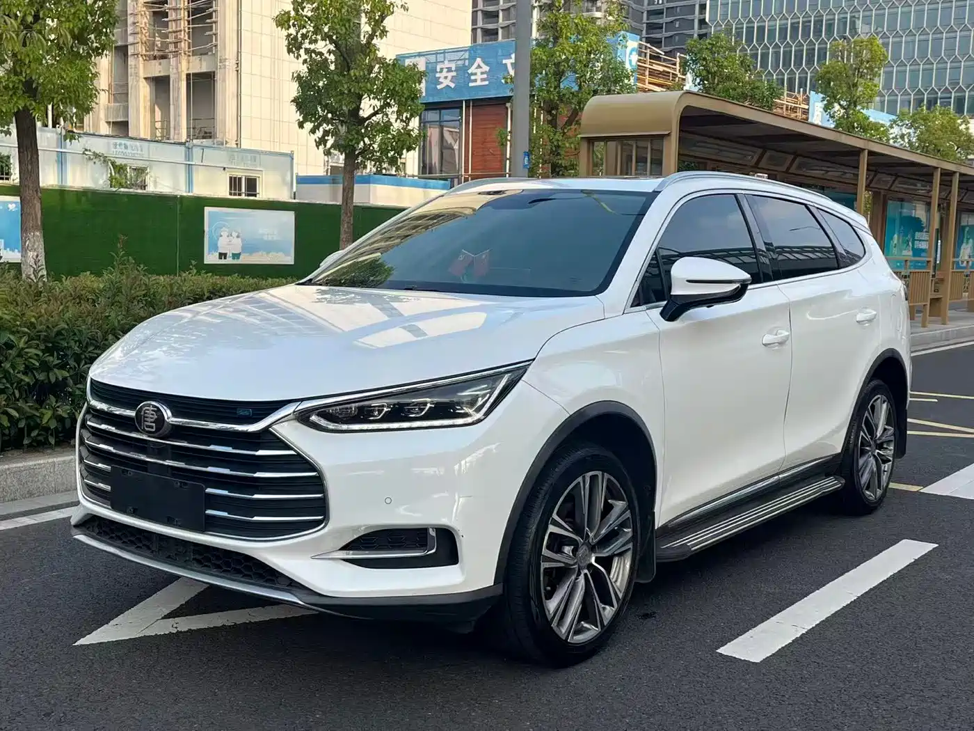 BYD Tang 2019 2019 2.0T Automatic Smart Connect Noble 5-seater China VI
