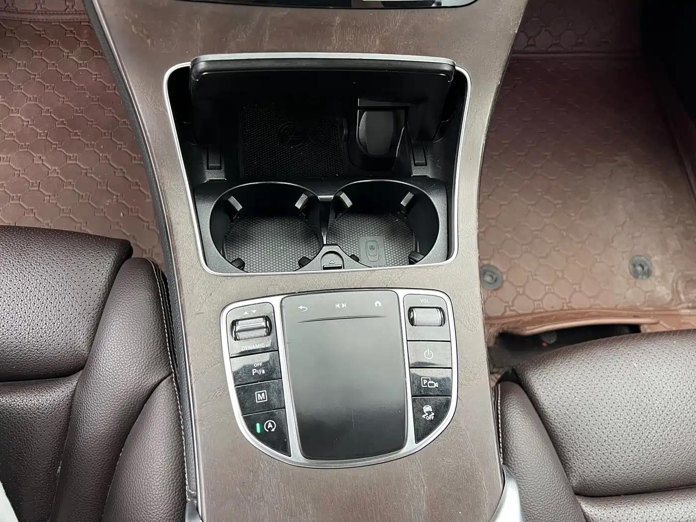 Mercedes-Benz GLC 2021 GLC 260 L 4MATIC Luxury фото 13