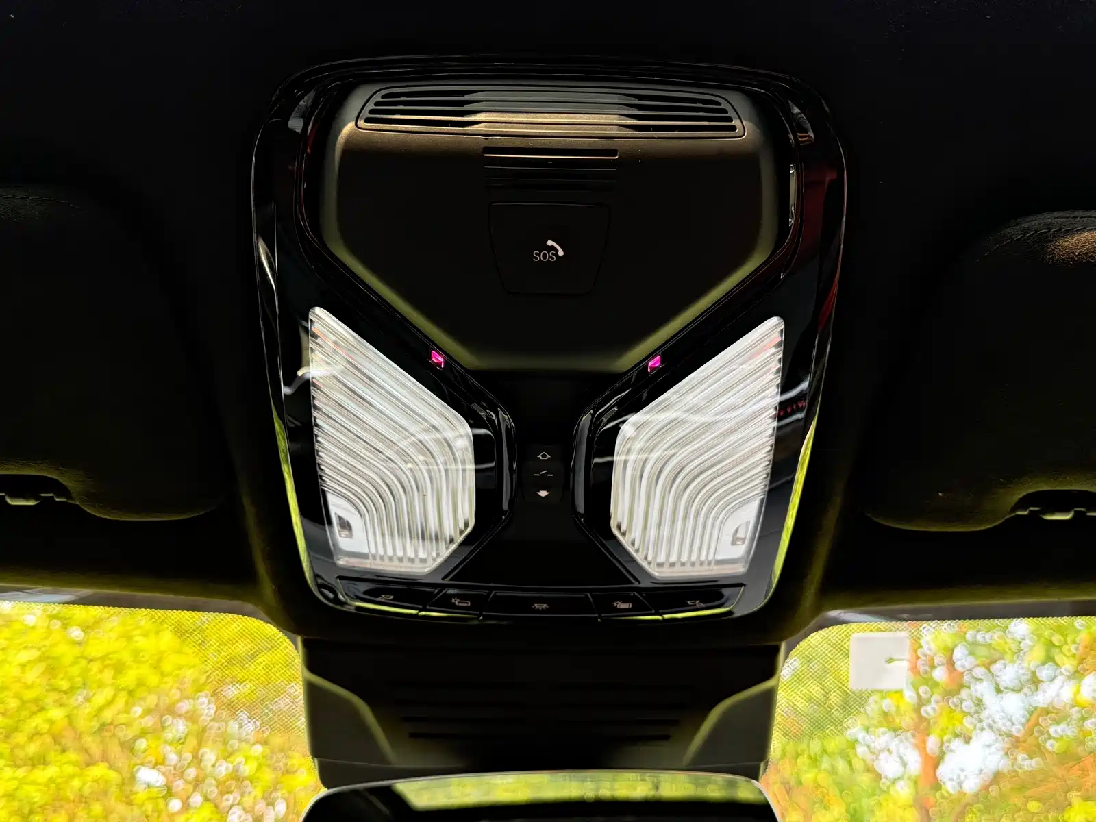 Фото 35 - BMW X7