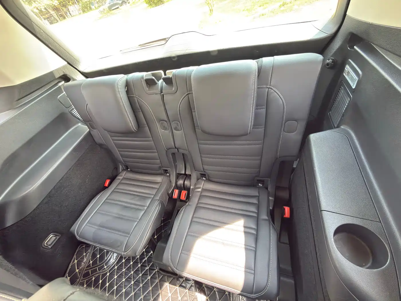 Photo 13 - Volkswagen Touran