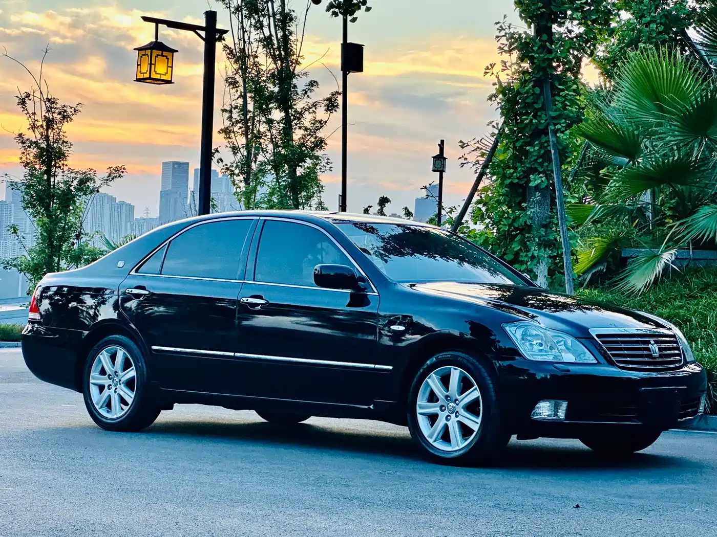 Toyota Crown 2005 2005 Model 3.0L Royal Saloon G